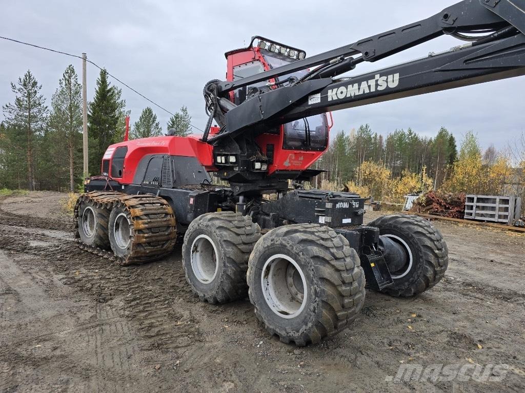 Komatsu 901XC Harvesterji