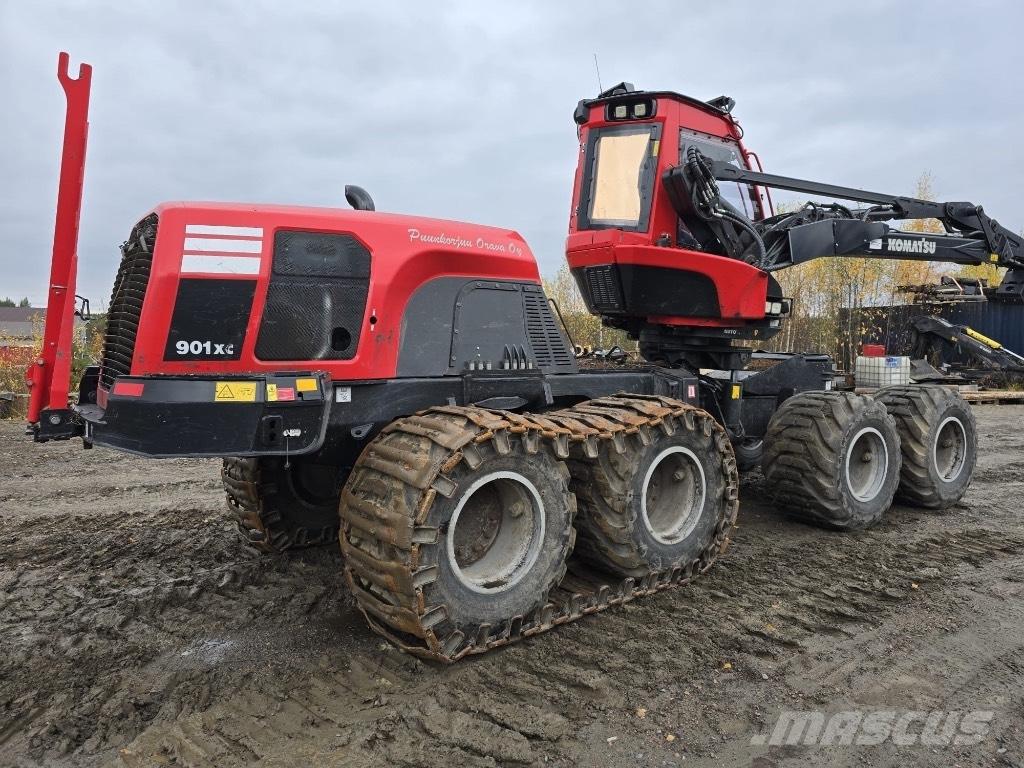Komatsu 901XC Harvesterji