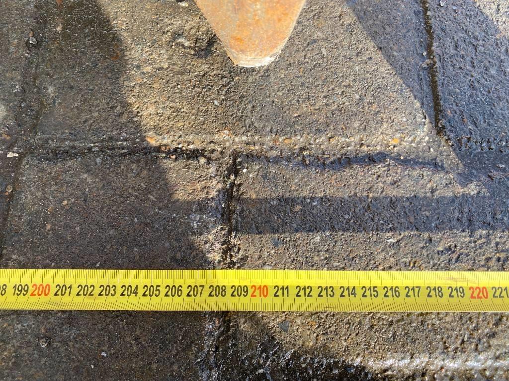 Verachterd VRG 30 Grabeži