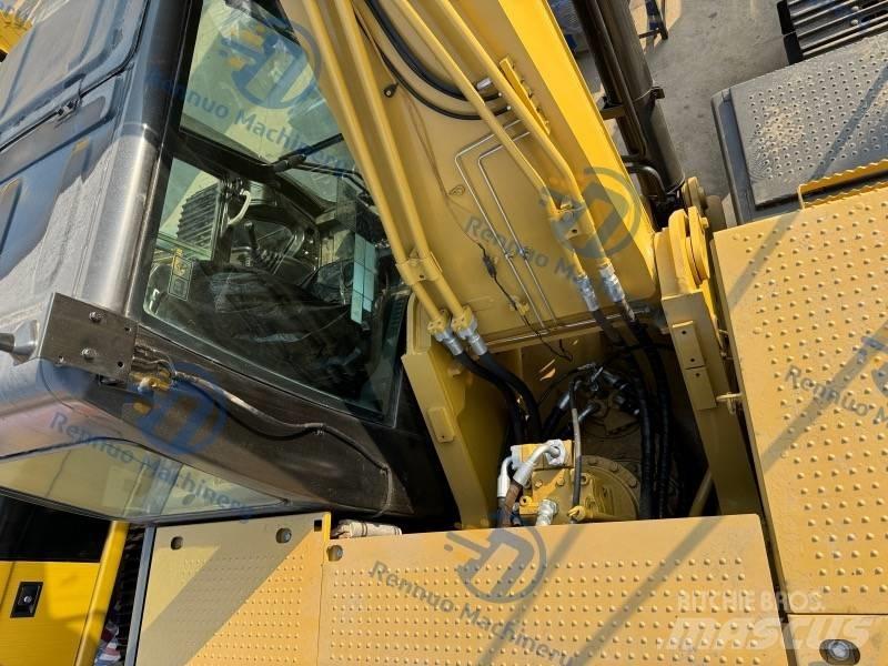 CAT 326D2 Bagri goseničarji