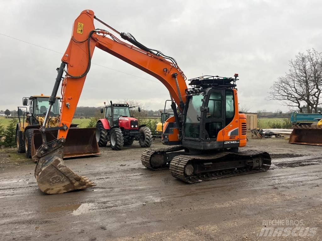 Doosan DX 140 LCR-5 Bagri goseničarji