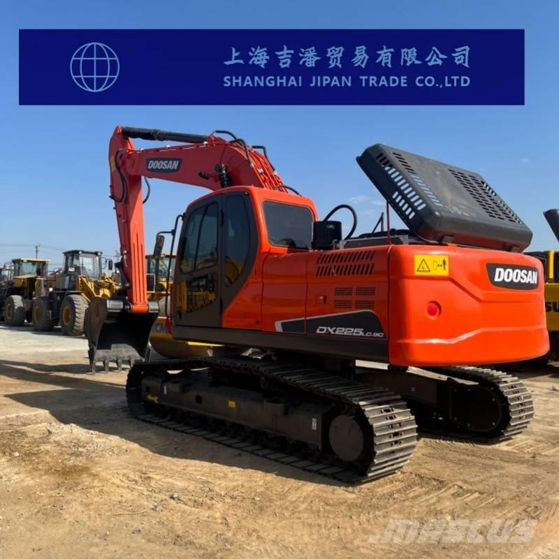 Doosan DX 225 Bagri goseničarji