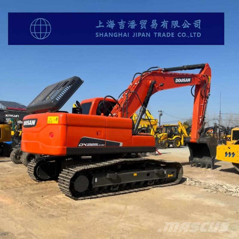Doosan DX 225 Bagri goseničarji