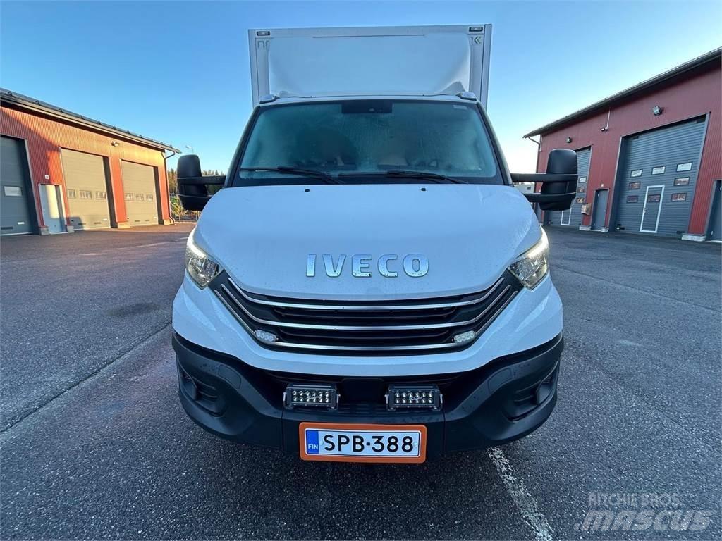 Iveco Daily Dostavna vozila / kombiji