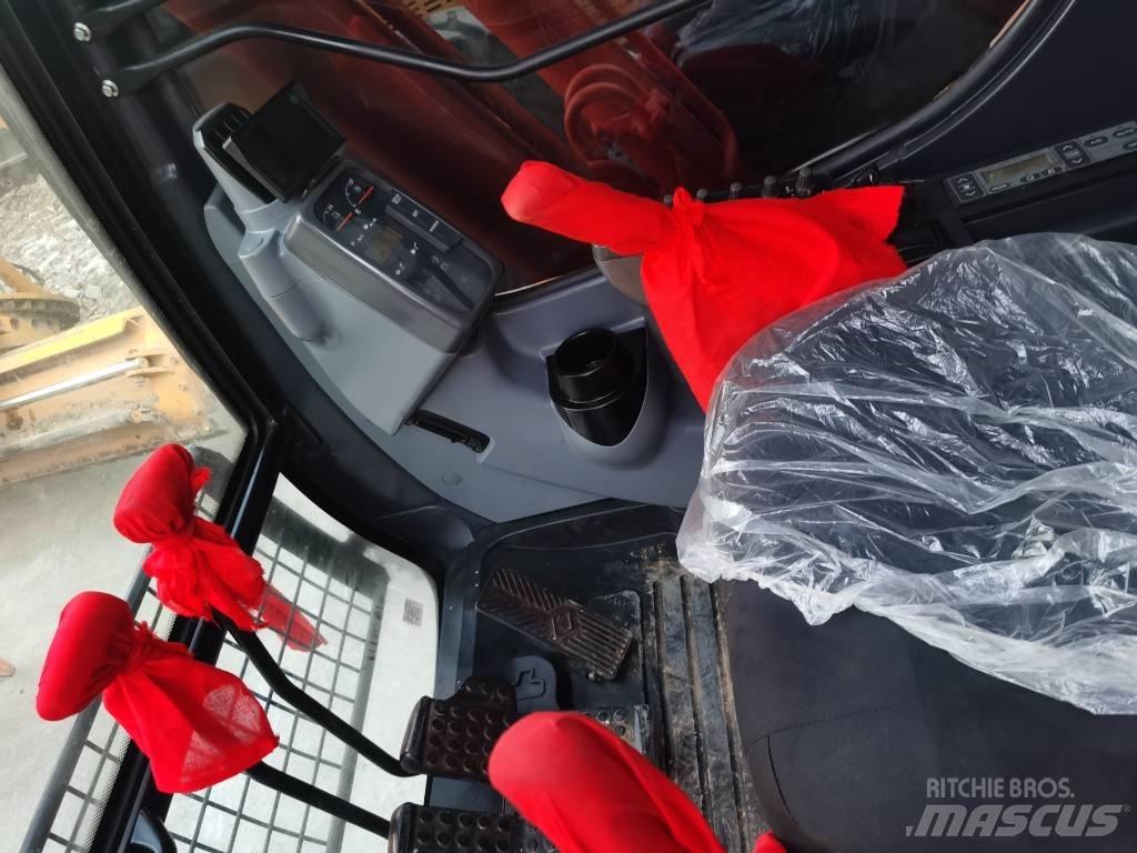 Hitachi ZX 200 Bagri goseničarji