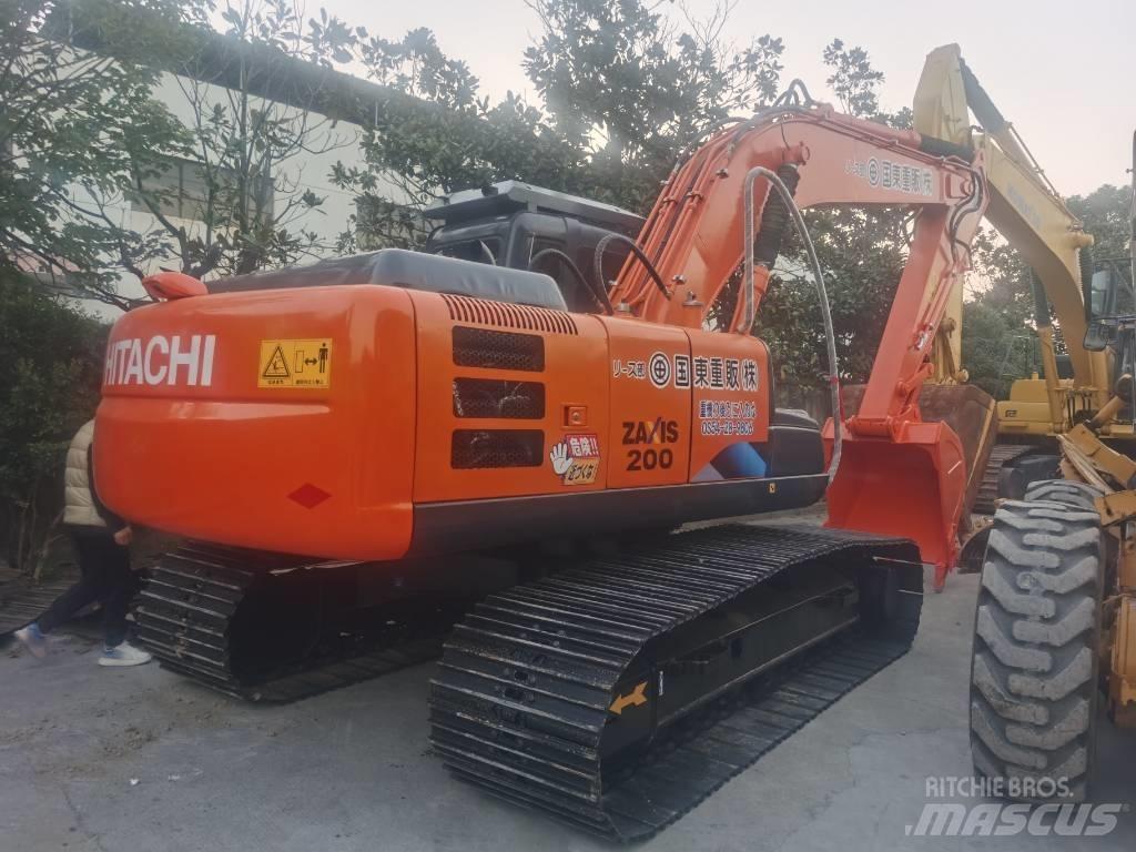 Hitachi ZX 200 Bagri goseničarji