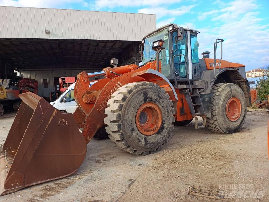 Hitachi ZW 310 Kolesni nakladalci