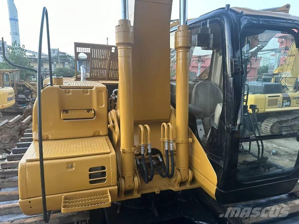 CAT 320 C Amfibijski bagri