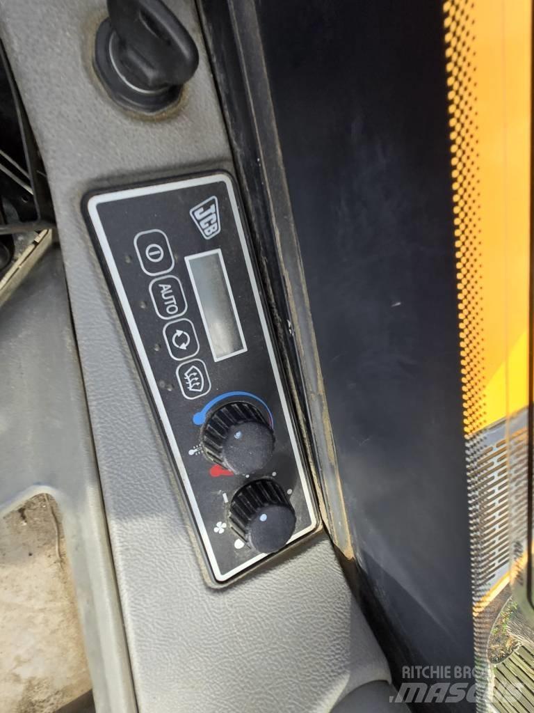 JCB 110 W Hydradig Bagri na kolesih