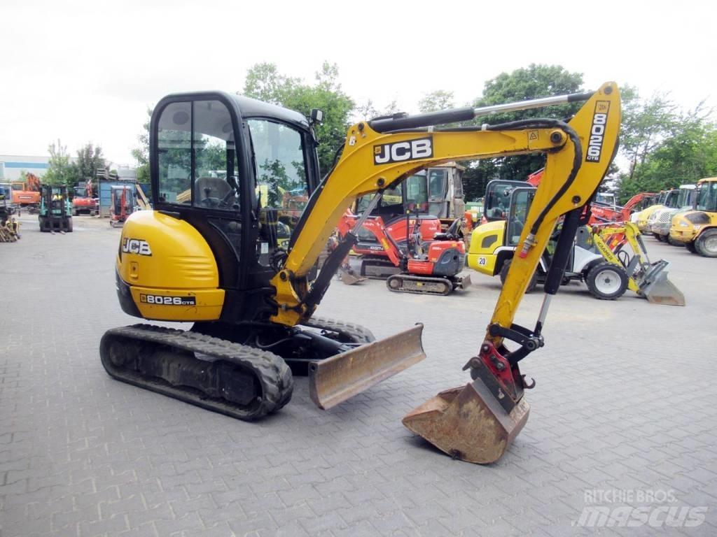 JCB 8026 CTS Mini bagri <7t