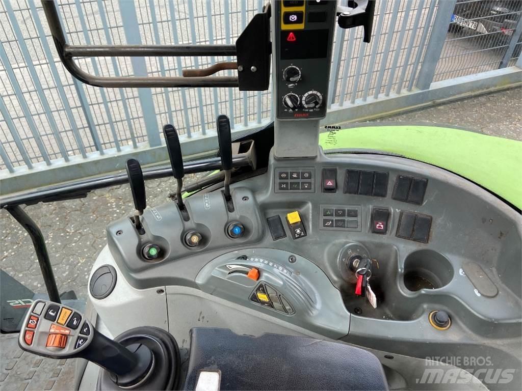 CLAAS Arion 440 Traktorji