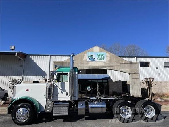 Peterbilt 389 Vlačilci
