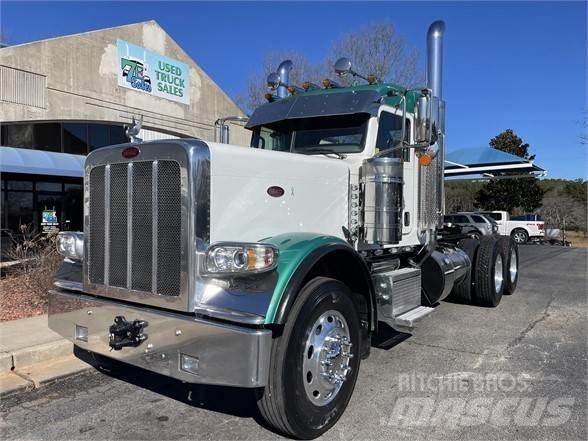 Peterbilt 389 Vlačilci