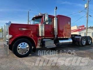 Peterbilt 389 Drugo