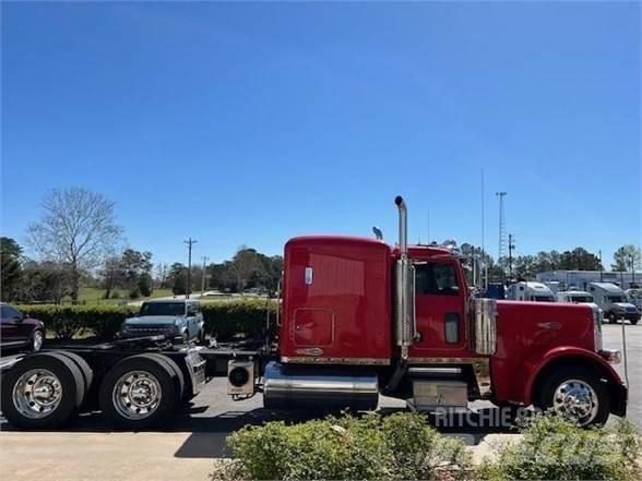 Peterbilt 389 Drugo