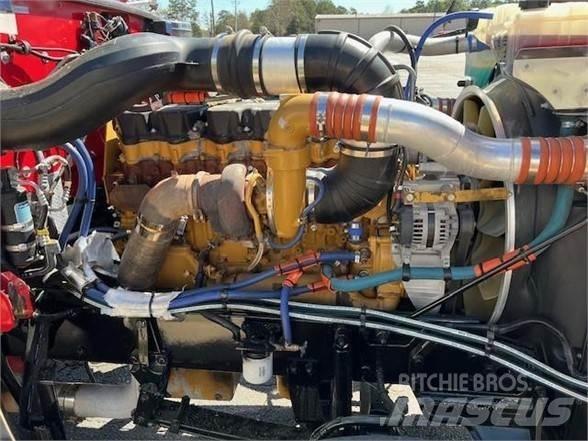 Peterbilt 389 Drugo