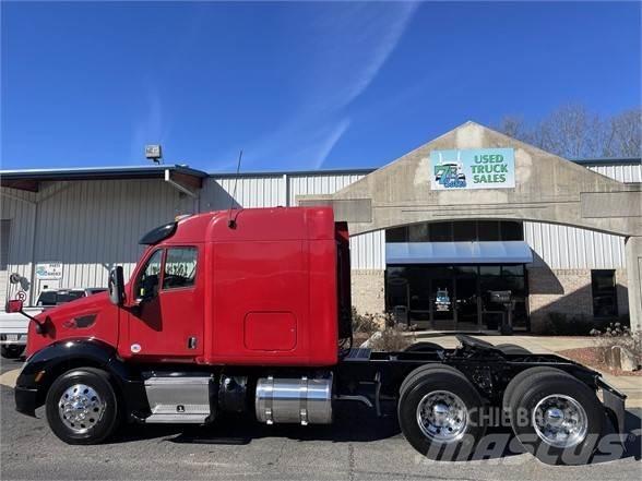 Peterbilt 587 Vlačilci