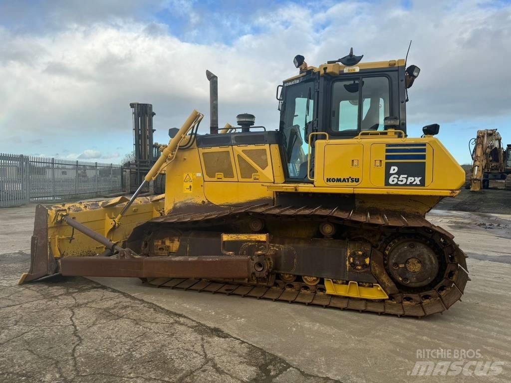 Komatsu D 65 PX-18 Buldožerji goseničarji