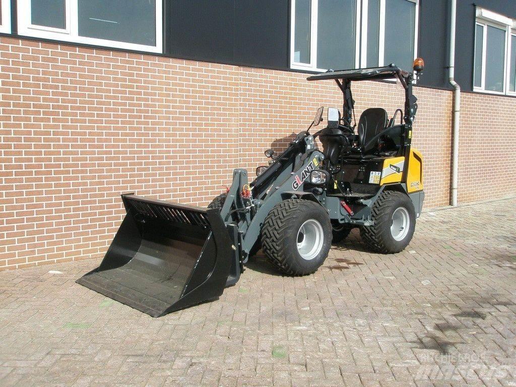 GiANT G2500 Mini nakladalci