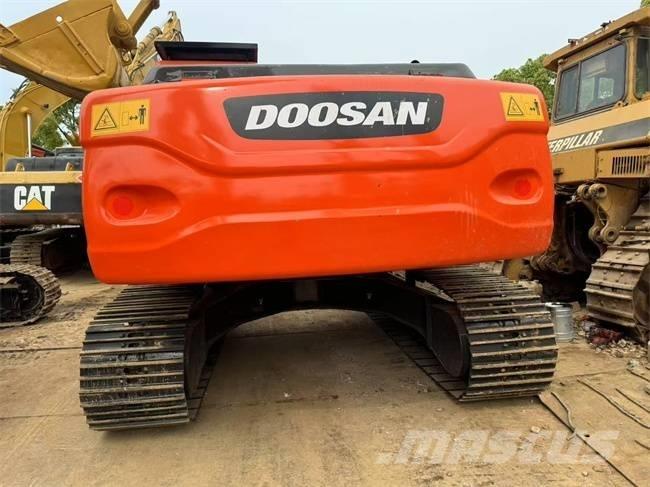 Doosan DX 225 LCA Bagri goseničarji