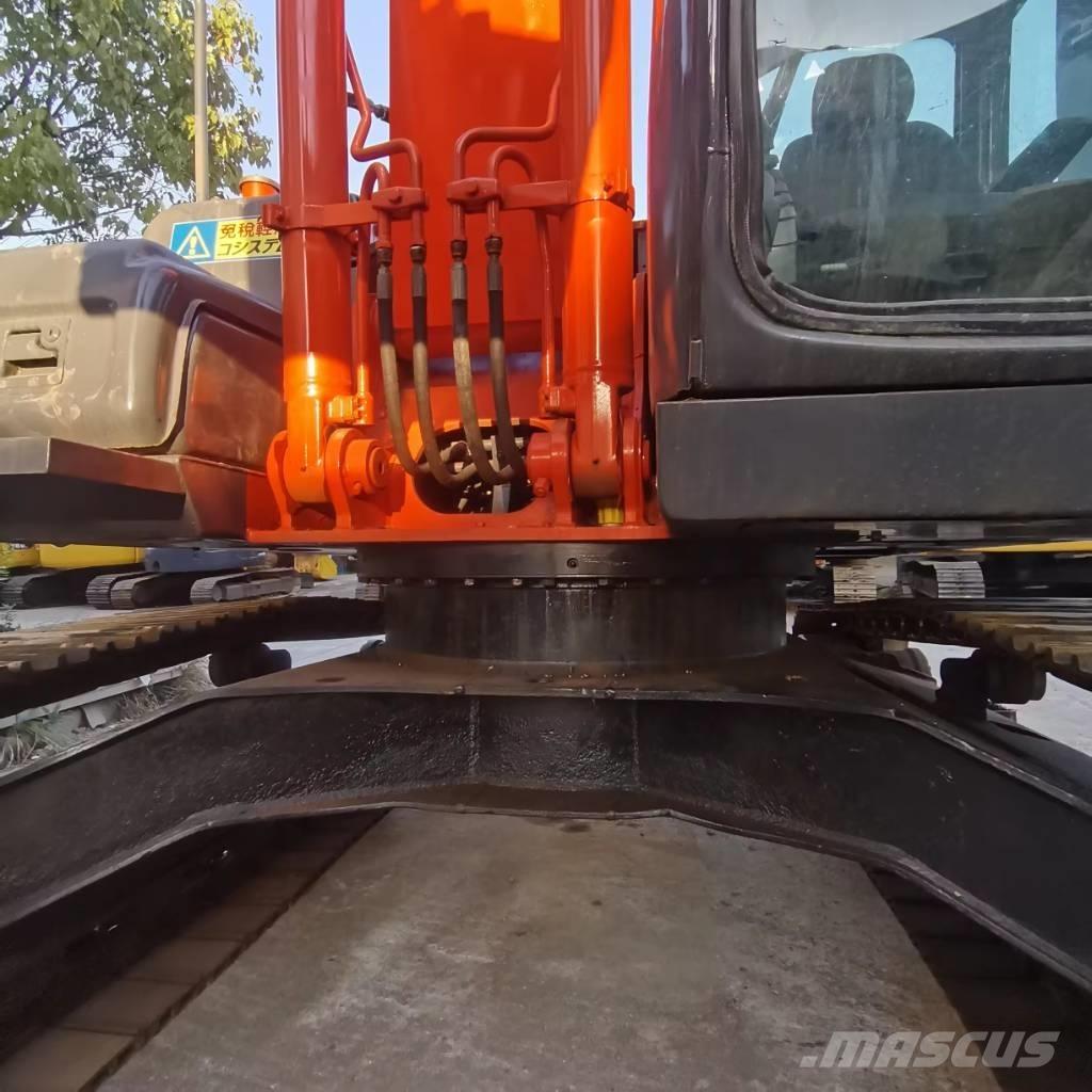 Hitachi ZX 120 Bagri goseničarji
