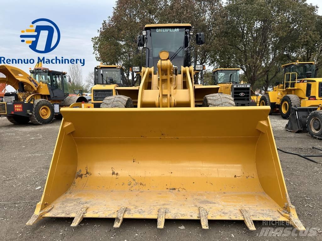 CAT 966H Kolesni nakladalci