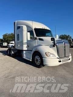 Kenworth T680 Vlačilci