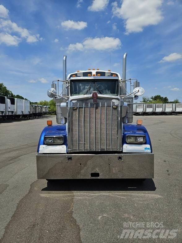 Kenworth W900 Vlačilci