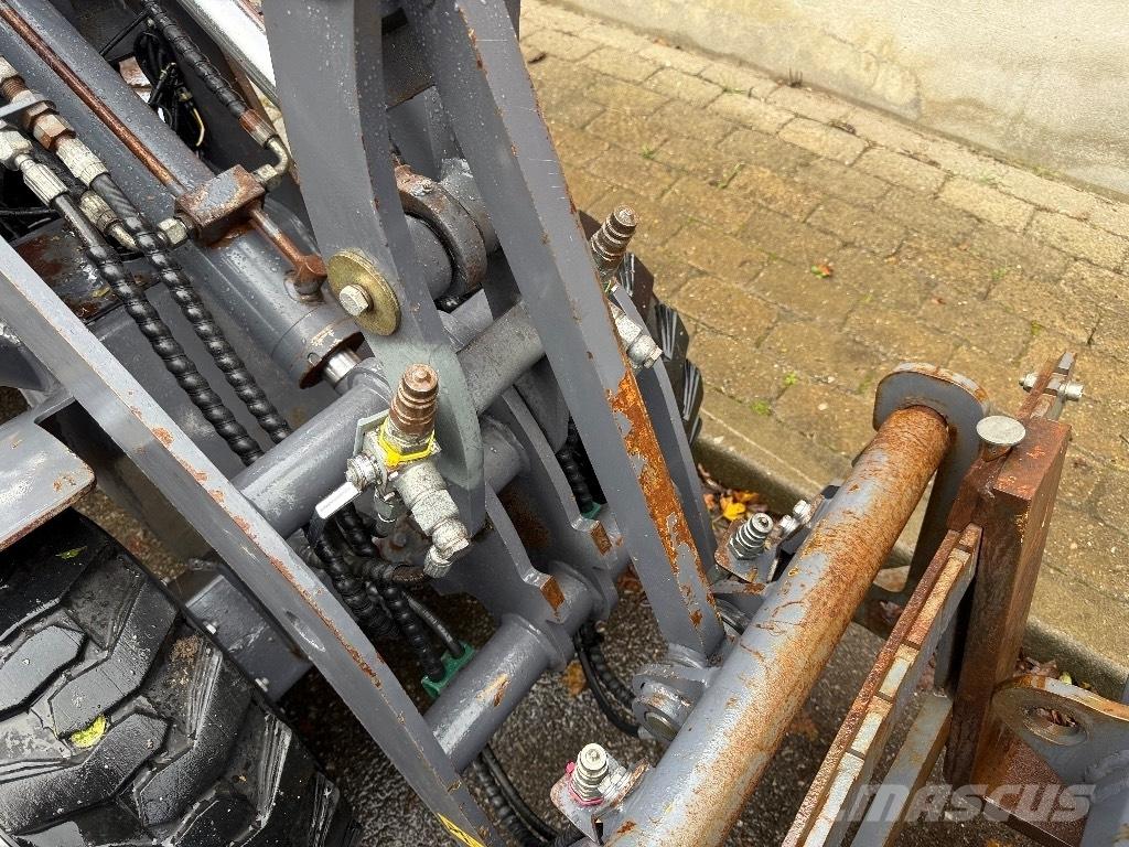 Eurotrac W10 Kolesni nakladalci