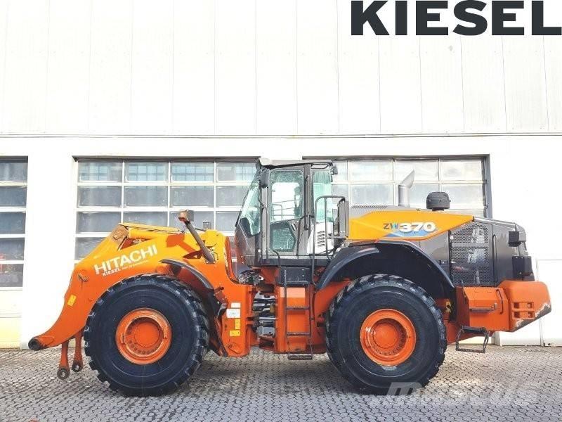 Hitachi ZW 370-6 Kolesni nakladalci