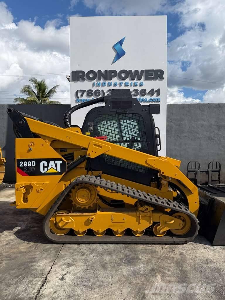 CAT 299 D XHP Skid steer mini nakladalci