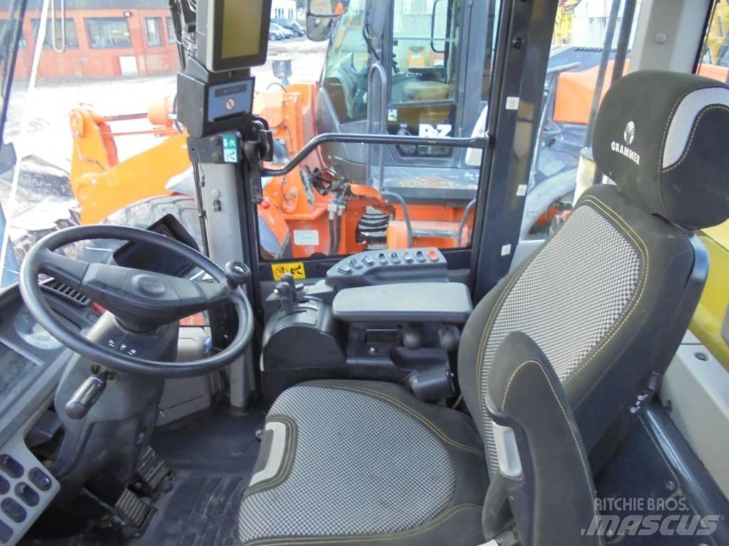 Komatsu WA 470-8 Kolesni nakladalci