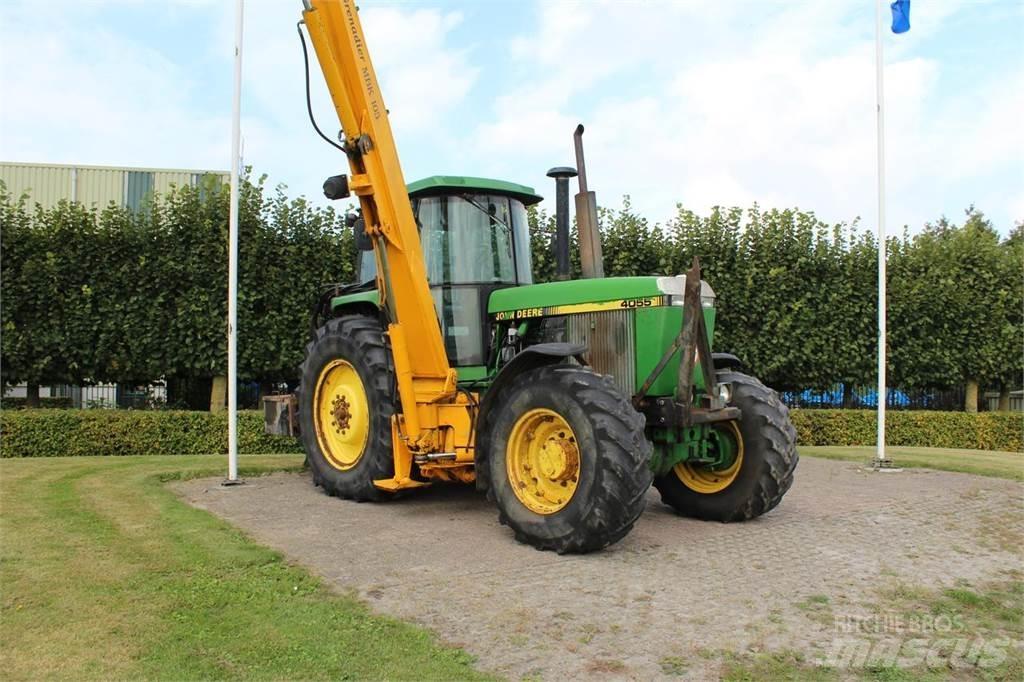 John Deere 4055 Traktorji