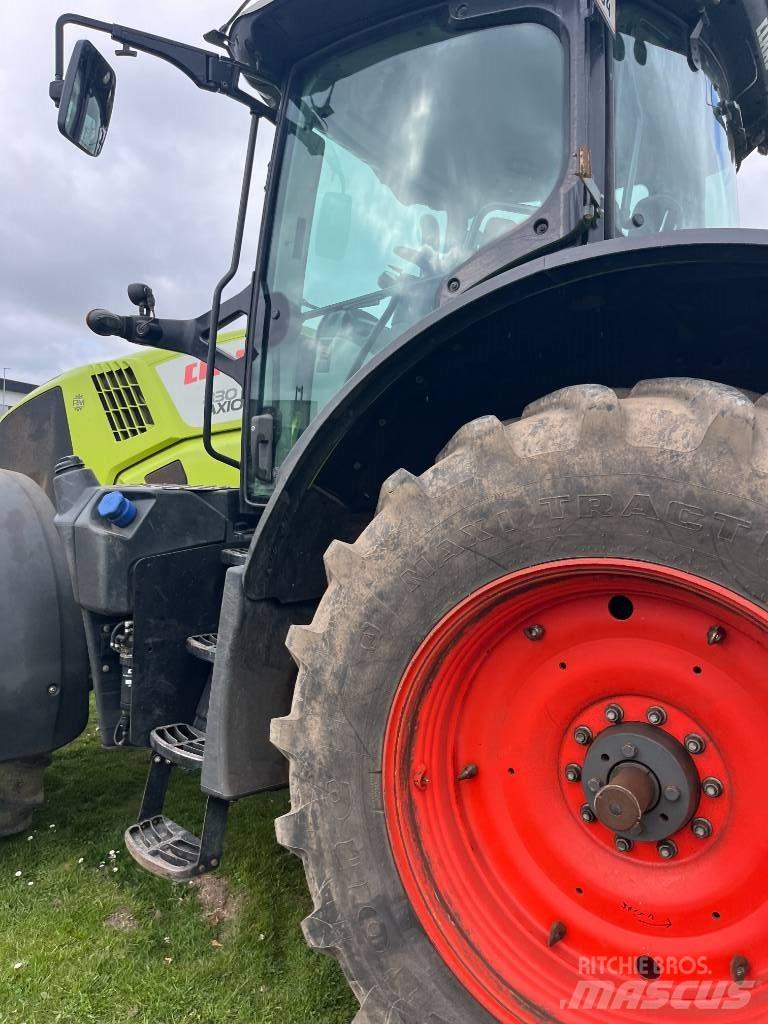 CLAAS AXION 830 CIS+ Traktorji