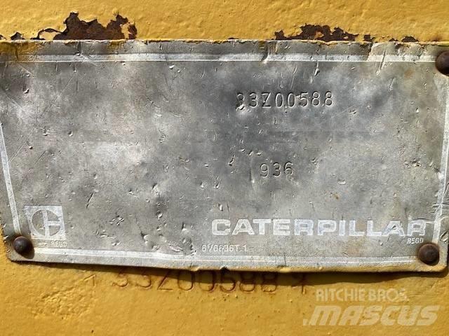 CAT 936 Kolesni nakladalci