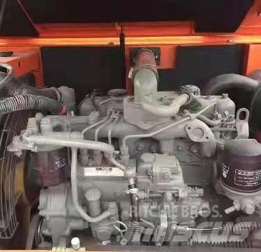 Hitachi ZX60 Bagri goseničarji