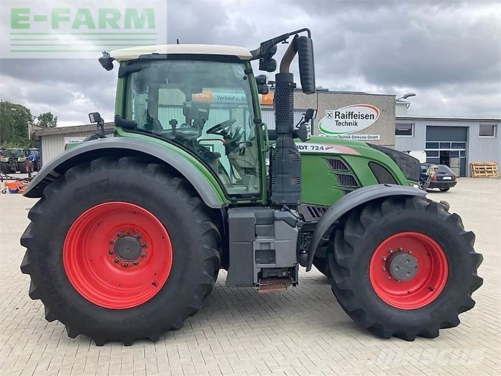 Fendt 724 vario s4 Traktorji