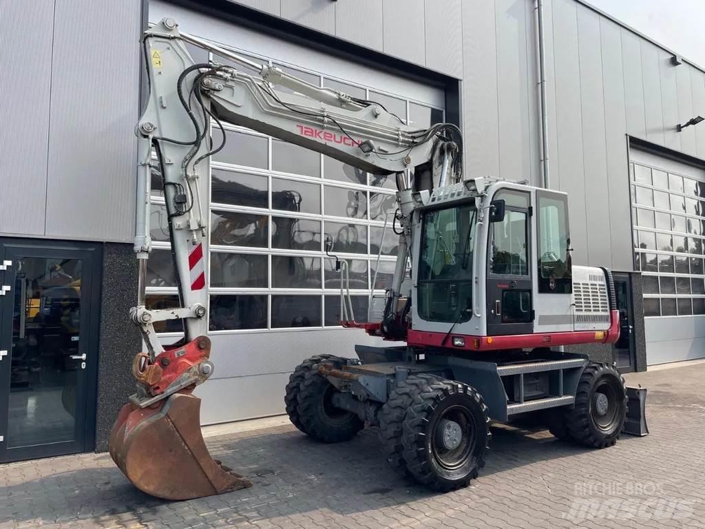 Takeuchi TB1160W Bagri na kolesih
