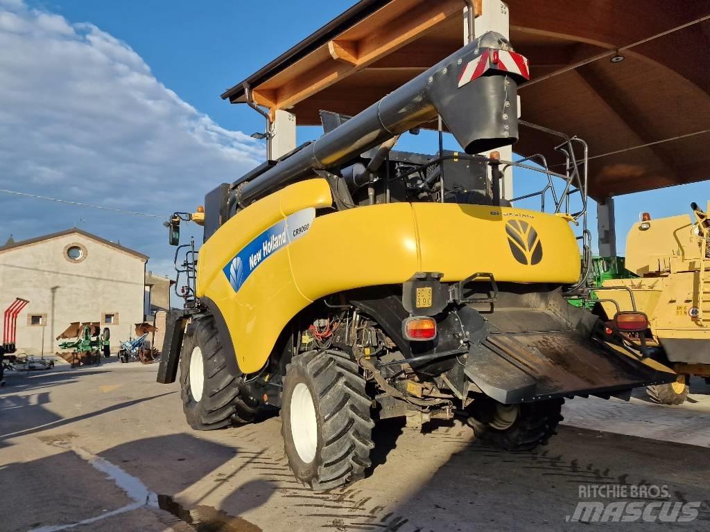 New Holland CR 9060 Kombajni