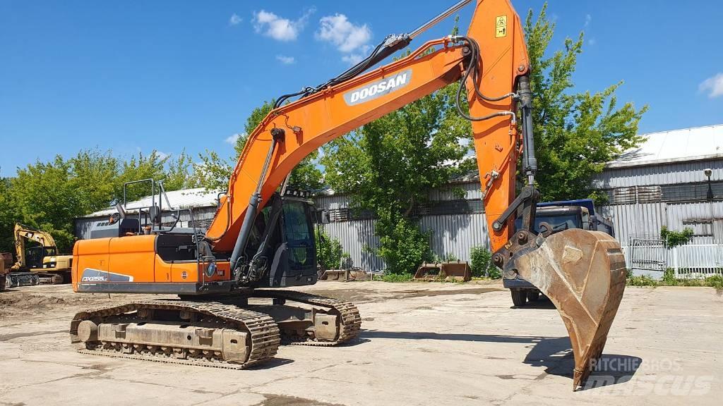 Doosan DX 255 LC-5 Bagri goseničarji