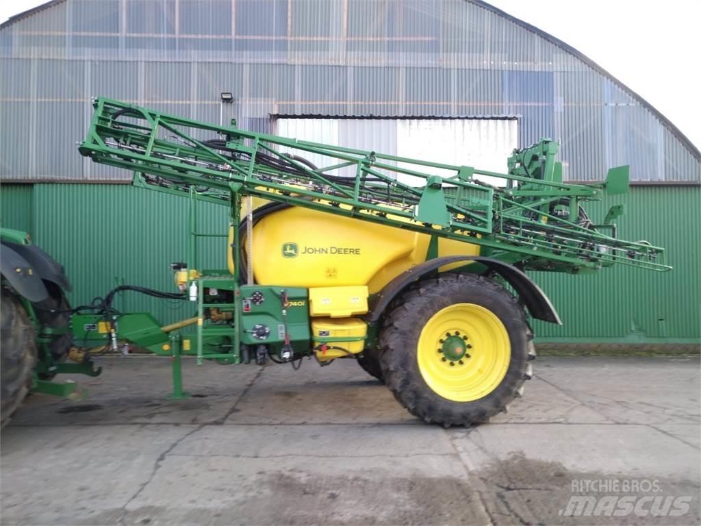 John Deere 740i Vlečne škropilnice