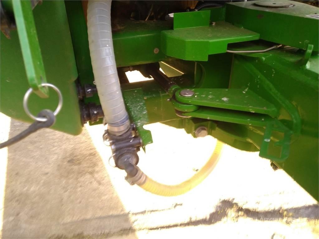 John Deere 740i Vlečne škropilnice