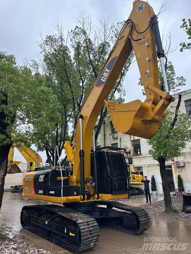 CAT CAT324D Midi bagri 7t – 12t