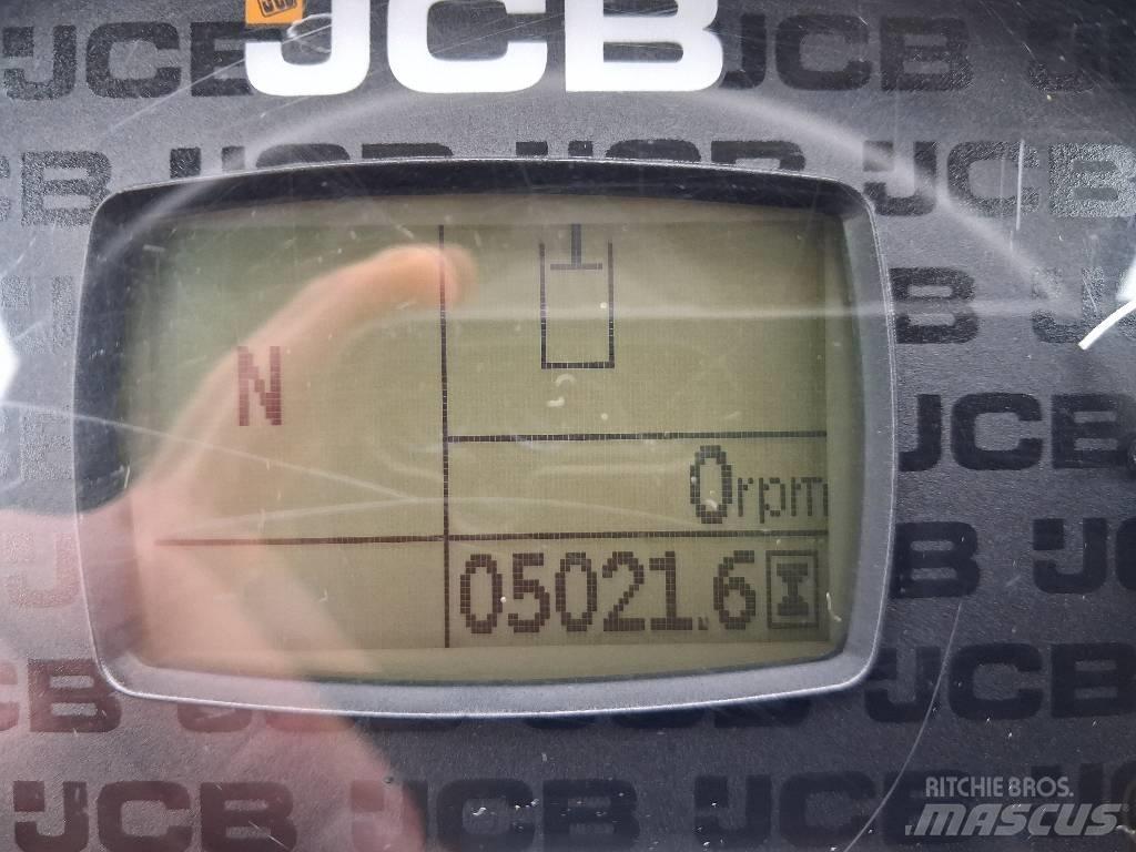JCB 407 Kolesni nakladalci