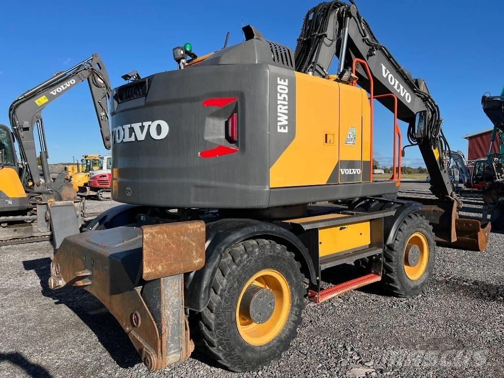 Volvo EWR 150 E Bagri na kolesih