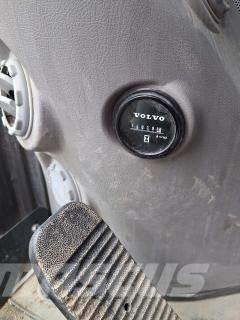 Volvo EW 205 D Bagri na kolesih