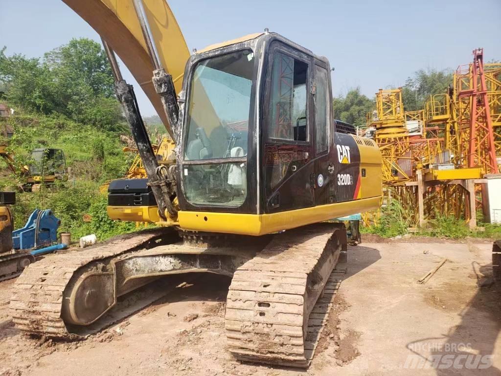 CAT 320 D Bagri goseničarji