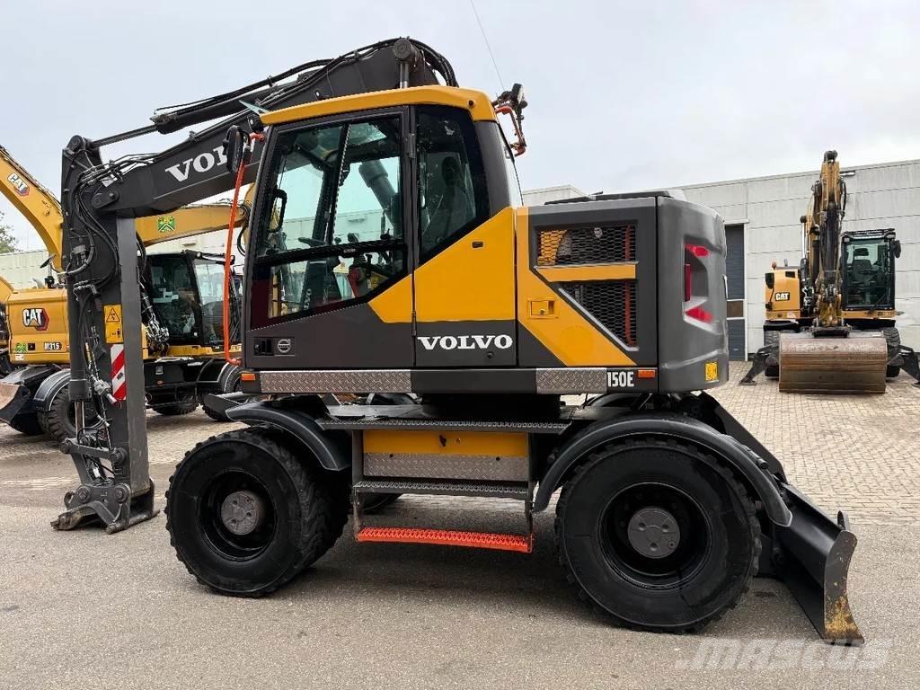 Volvo EW150 Bagri na kolesih