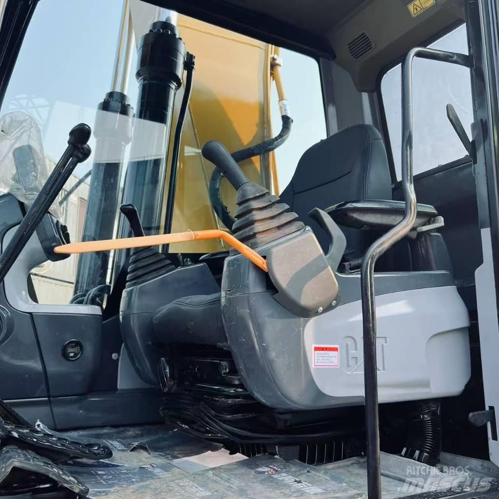 CAT 320 D2 L Bagri goseničarji