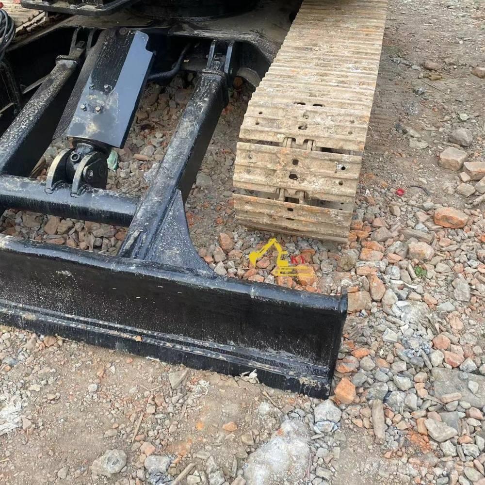 Sany 60 Bagri goseničarji